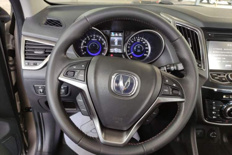 Used CHANGAN CS75 2014 1.8T Automatic Elite Model China IV Standard Steering Wheel