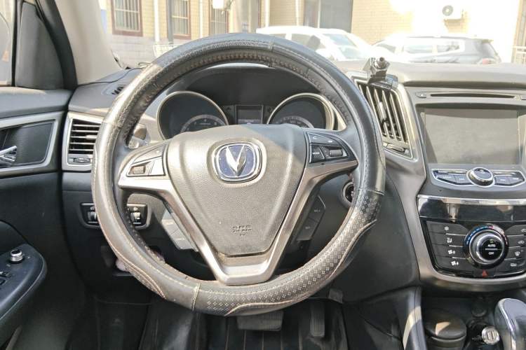 Used CHANGAN CS75 2014 1.8T Automatic Prestige Model China V Standard Steering Wheel