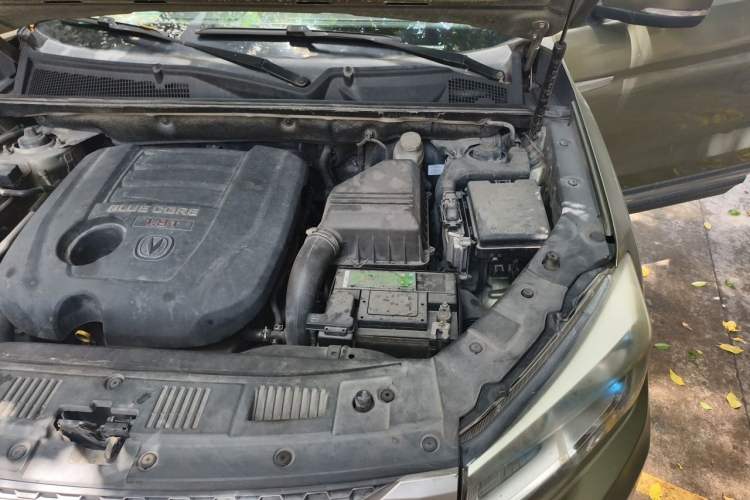 Used CHANGAN CS75 2014 1.8T Automatic Elite Model China IV Standard Engine Bay Left