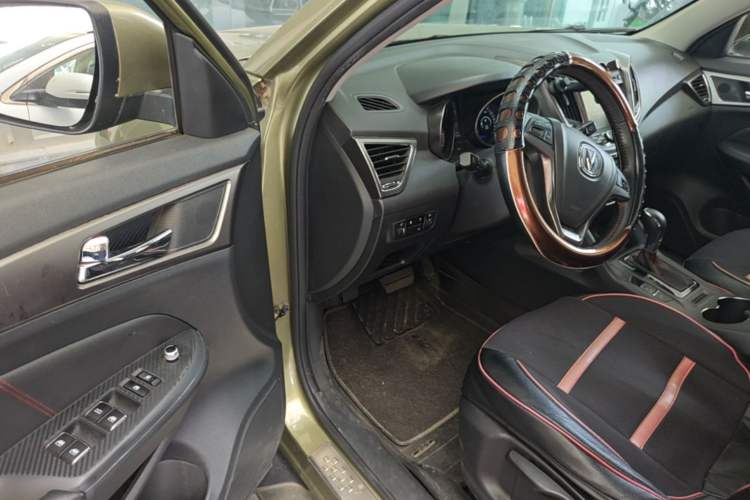 Used CHANGAN CS75 2014 1.8T Automatic Elite Version China V Standard Driver Seat