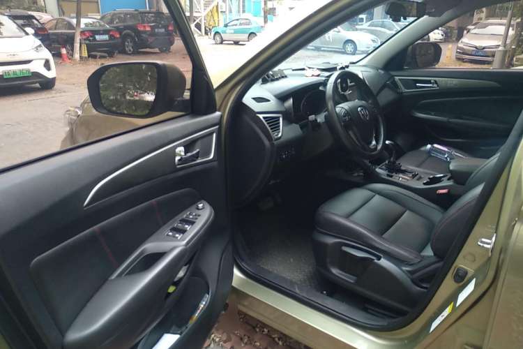 Used CHANGAN CS75 2014 1.8T Automatic Elite Version China V Standard Driver Seat