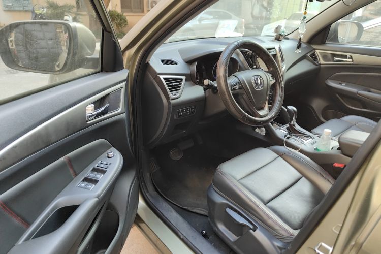 Used CHANGAN CS75 2014 1.8T Automatic Elite Model China IV Standard Driver Seat