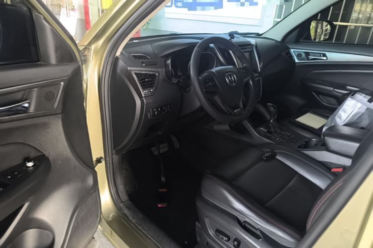 Used CHANGAN CS75 2014 1.8T Automatic Prestige Model China IV Standard Driver Seat