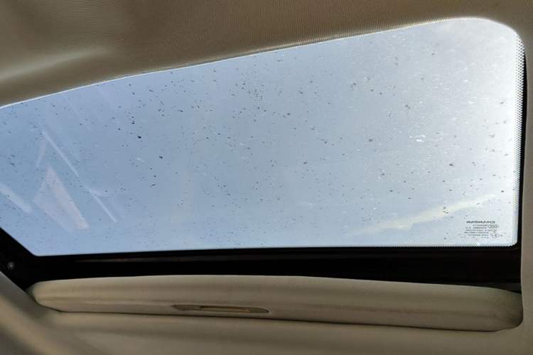 Used CHANGAN CS75 2014 2.0L Manual Luxury Version China IV Standard Headliner