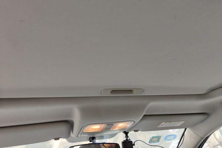 Used CHANGAN CS75 2014 1.8T Automatic Elite Model China IV Standard Headliner
