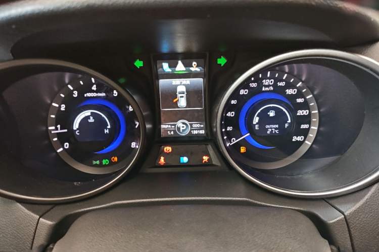 Used CHANGAN CS75 2014 1.8T Automatic Elite Model China IV Standard Instrument Cluster