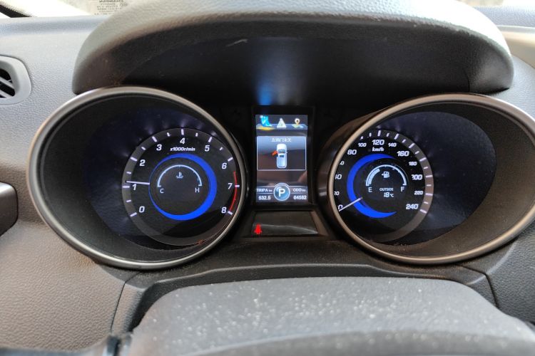 Used CHANGAN CS75 2014 1.8T Automatic Elite Model China IV Standard Instrument Cluster