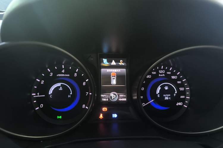 Used CHANGAN CS75 2014 1.8T Automatic Prestige Model China IV Standard Instrument Cluster