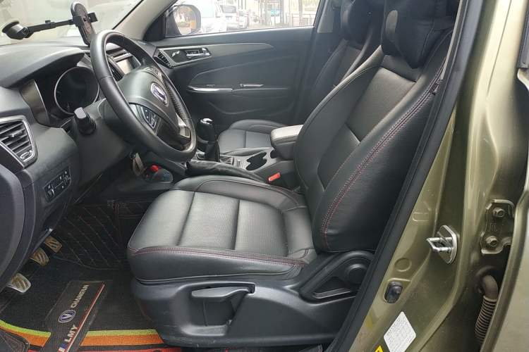 Used CHANGAN CS75 2014 2.0L Manual Luxury Version China IV Standard Left Front Seat