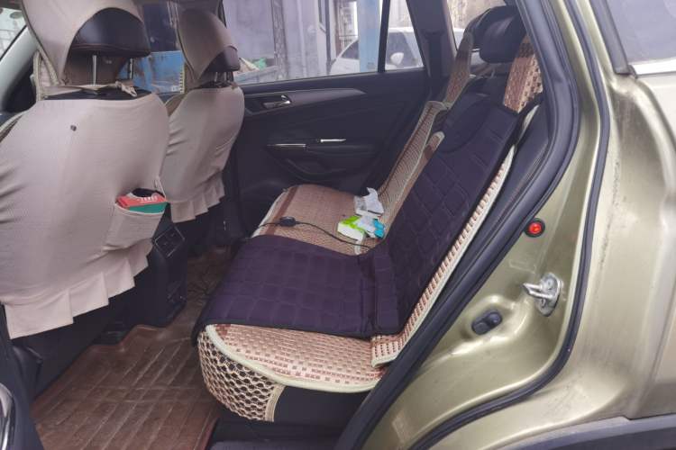 Used CHANGAN CS75 2014 1.8T Automatic Elite Model China IV Standard Left Rear Seat