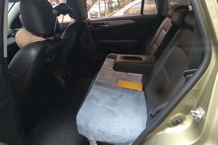 Used CHANGAN CS75 2014 1.8T Automatic Elite Version China V Standard Left Rear Seat