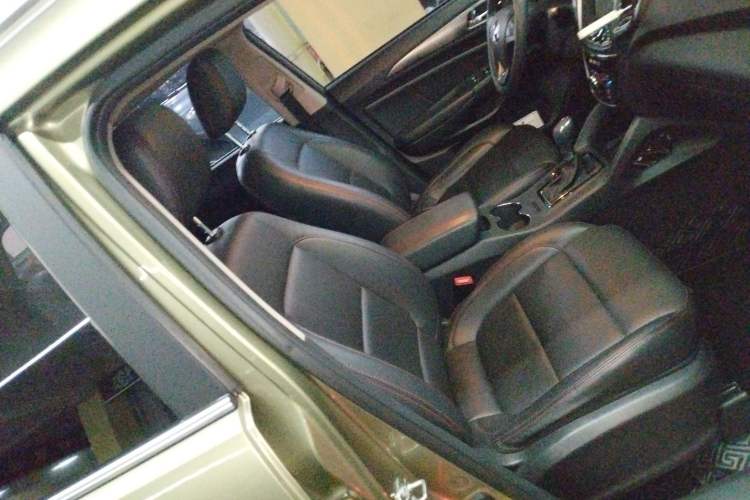 Used CHANGAN CS75 2014 1.8T Automatic Elite Model China IV Standard Right Front Seat