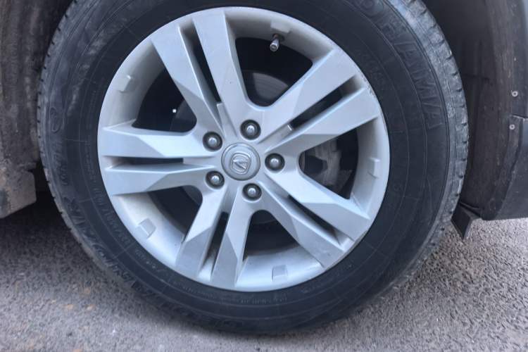 Used CHANGAN CS75 2014 2.0L Manual Luxury Version China V Standard Right Front Wheel Hub