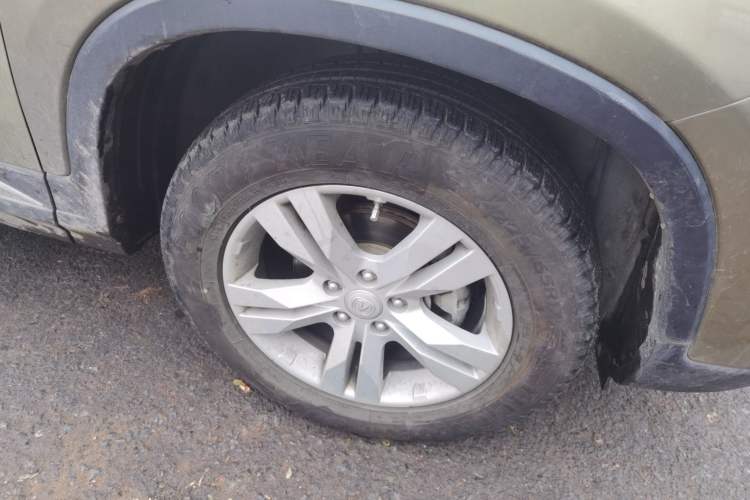 Used CHANGAN CS75 2014 1.8T Automatic Elite Model China IV Standard Right Front Wheel Hub