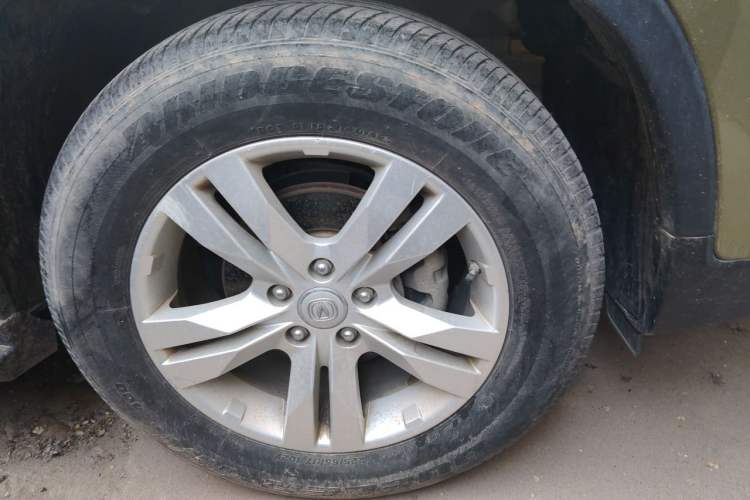 Used CHANGAN CS75 2014 1.8T Automatic Elite Model China IV Standard Right Front Wheel Hub
