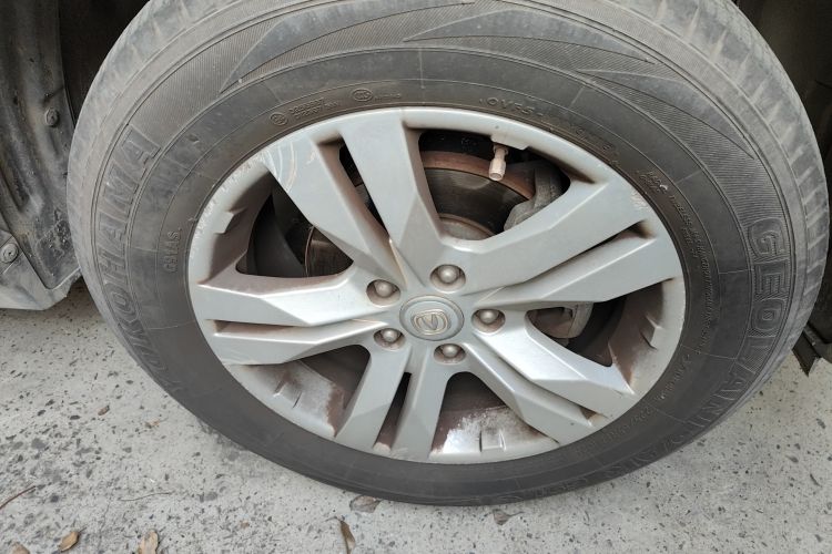 Used CHANGAN CS75 2014 1.8T Automatic Elite Model China IV Standard Right Front Wheel Hub