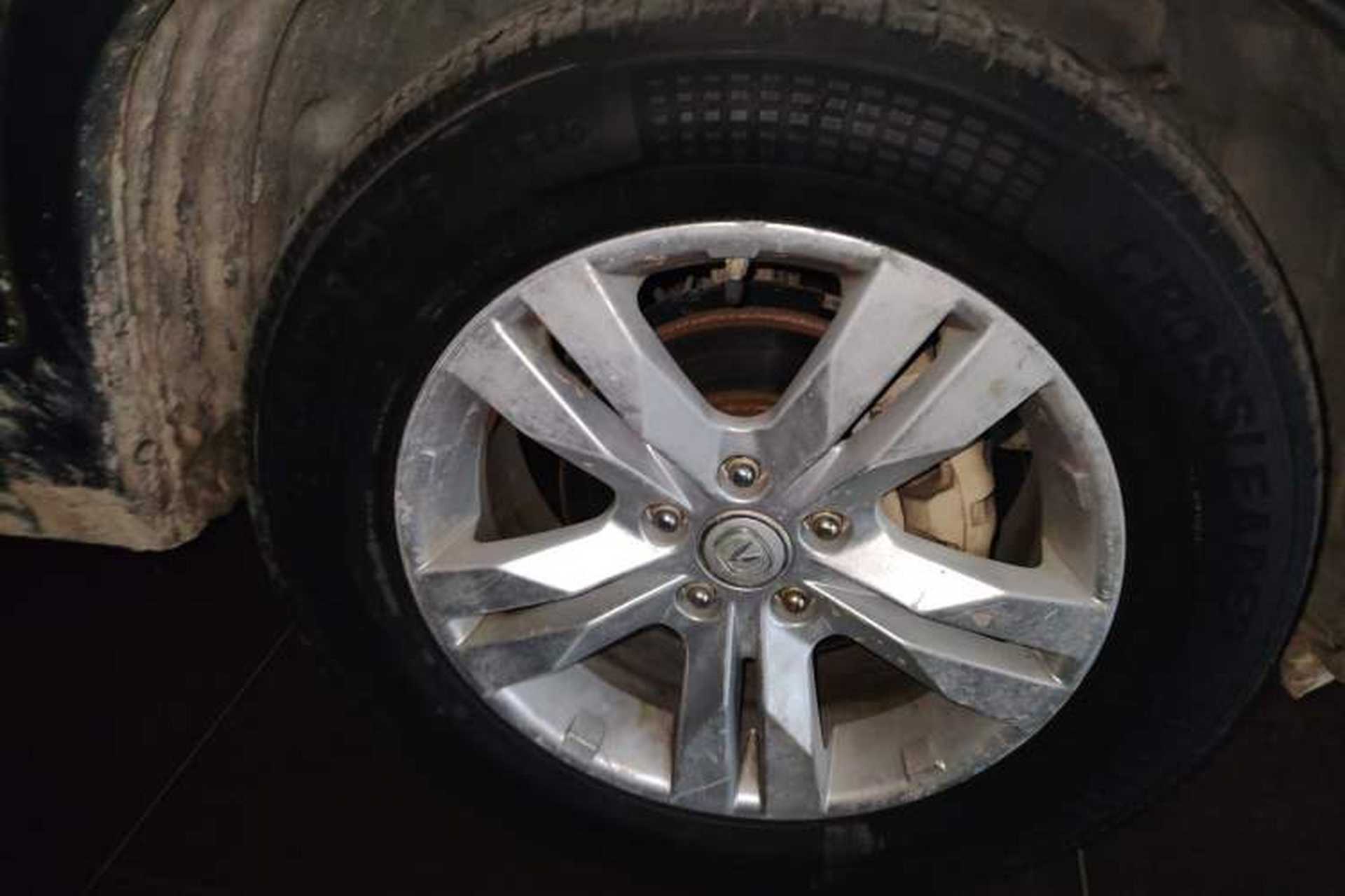 Used CHANGAN CS75 2014 1.8T Automatic Prestige Model China IV Standard Right Front Wheel Hub