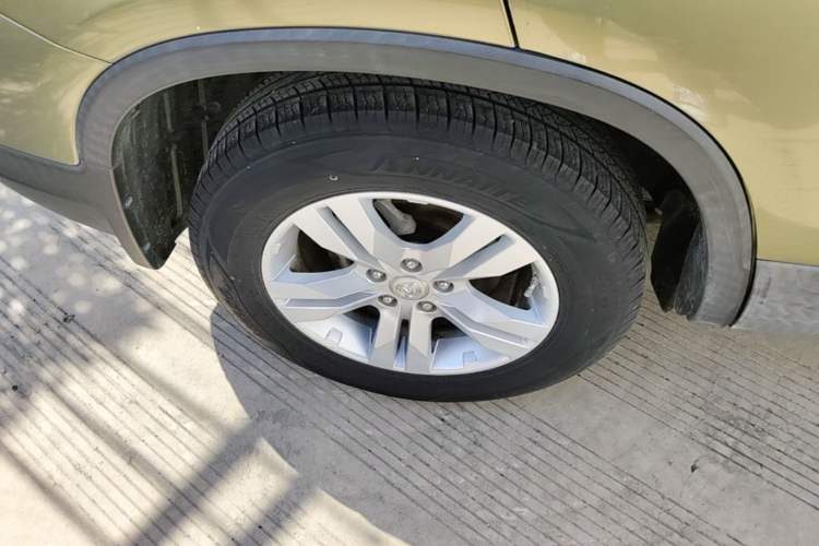 Used CHANGAN CS75 2014 2.0L Manual Luxury Version China IV Standard Right Rear Wheel Hub