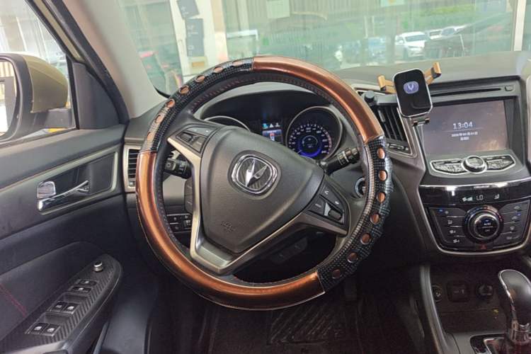 Used CHANGAN CS75 2014 1.8T Automatic Elite Version China V Standard Steering Wheel