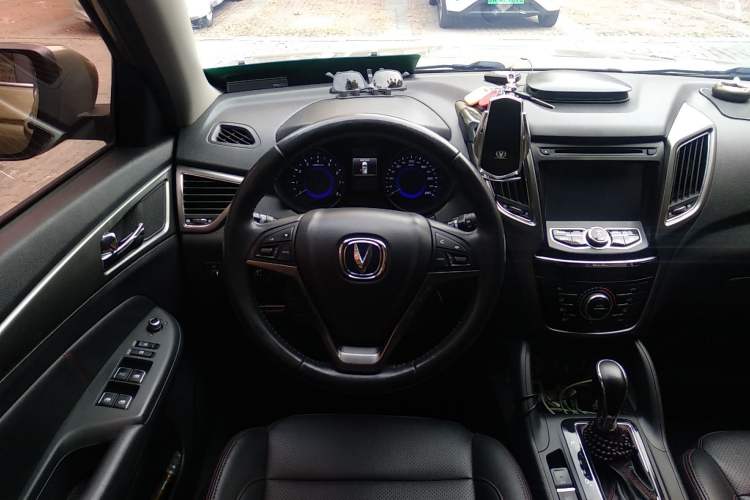 Used CHANGAN CS75 2014 1.8T Automatic Elite Version China V Standard Steering Wheel