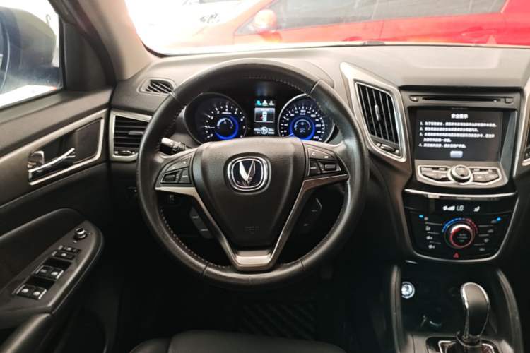 Used CHANGAN CS75 2014 1.8T Automatic Elite Model China IV Standard Steering Wheel