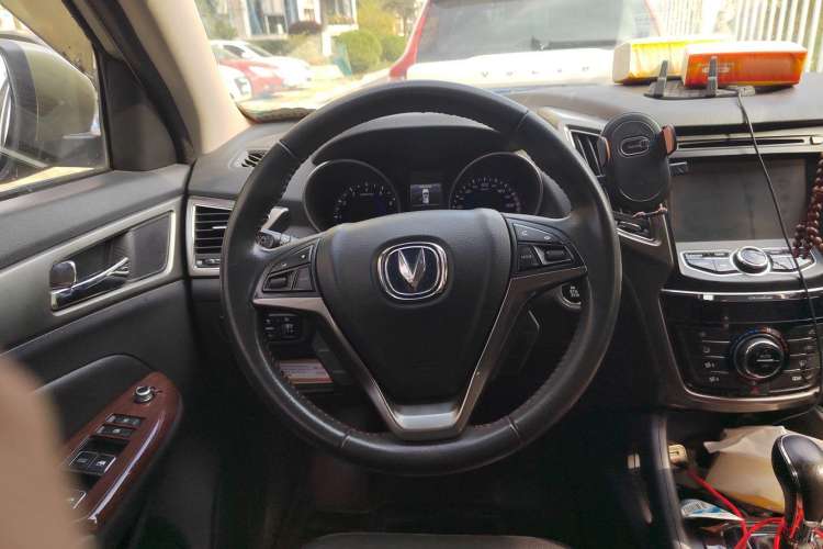 Used CHANGAN CS75 2014 1.8T Automatic Elite Model China IV Standard Steering Wheel