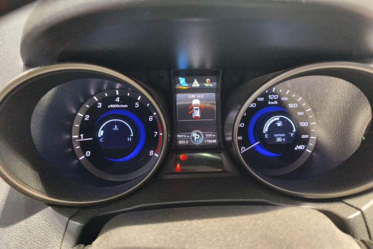 Used CHANGAN CS75 2014 1.8T Automatic Elite Model China IV Standard Instrument Cluster