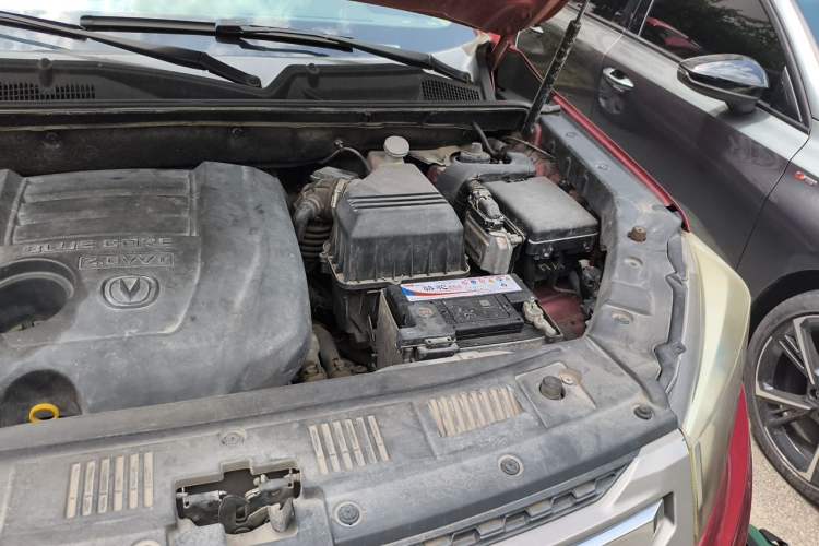 Used CHANGAN CS75 2014 2.0L Manual Luxury Version China V Standard Engine Bay Left