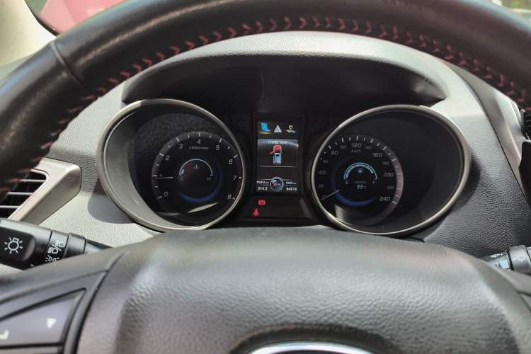 Used CHANGAN CS75 2014 2.0L Manual Luxury Version China V Standard Instrument Cluster