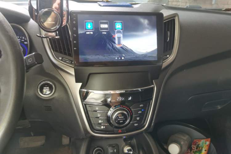 Used CHANGAN CS75 2014 1.8T Automatic Elite Version China V Standard Audio And AC Panel