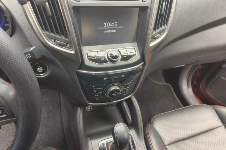 Used CHANGAN CS75 2014 1.8T Automatic Elite Model China IV Standard Audio And AC Panel