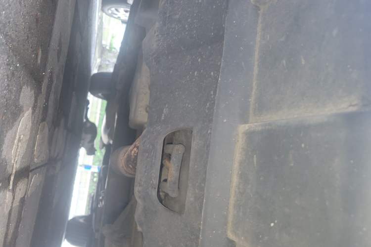 Used CHANGAN CS75 2014 2.0L Manual Luxury Version China IV Standard Chassis Front