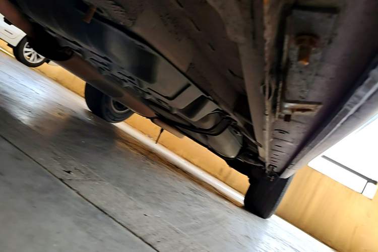 Used CHANGAN CS75 2014 1.8T Automatic Elite Model China IV Standard Chassis Front Left