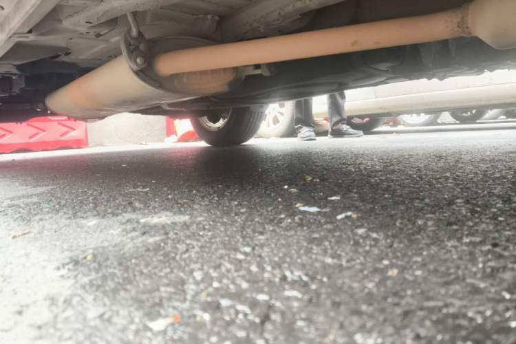 Used CHANGAN CS75 2014 2.0L Manual Luxury Version China IV Standard Chassis Front Right