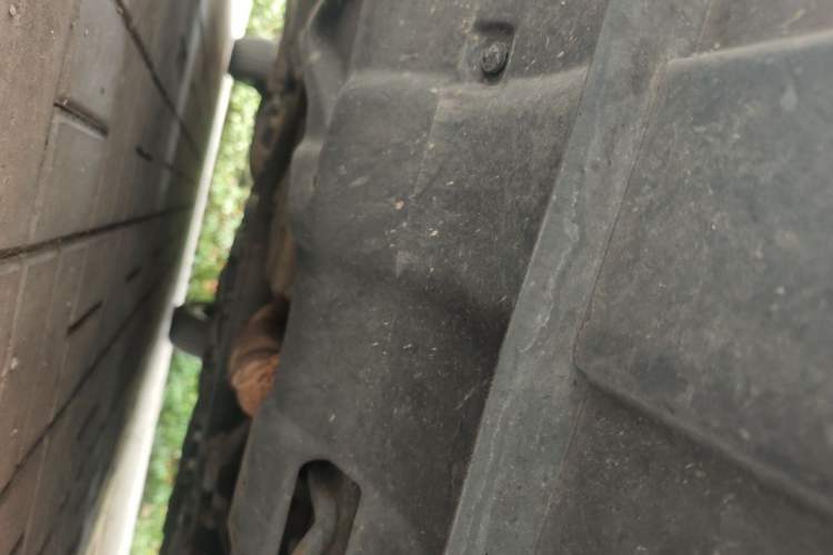 Used CHANGAN CS75 2014 2.0L Manual Luxury Version China IV Standard Chassis Front