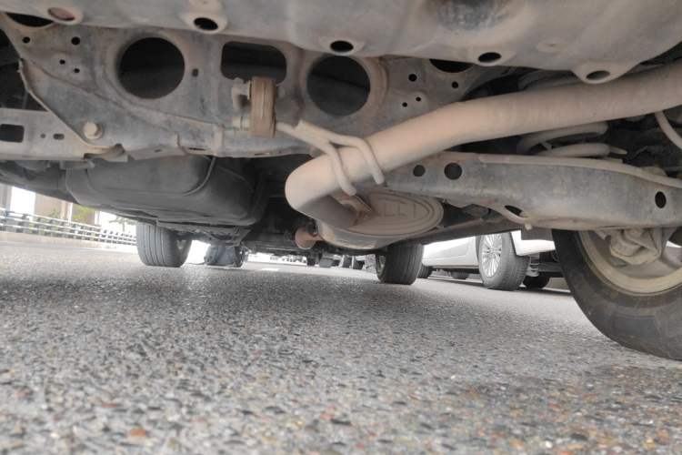 Used CHANGAN CS75 2014 2.0L Manual Luxury Version China IV Standard Chassis Rear