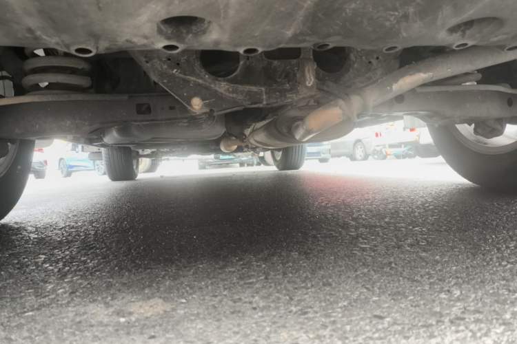 Used CHANGAN CS75 2014 2.0L Manual Luxury Version China IV Standard Chassis Rear