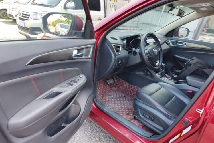 Used CHANGAN CS75 2014 1.8T Automatic Prestige Model China IV Standard Driver Seat