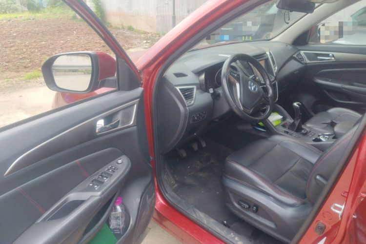 Used CHANGAN CS75 2014 2.0L Manual Leading Version China IV Standard Driver Seat