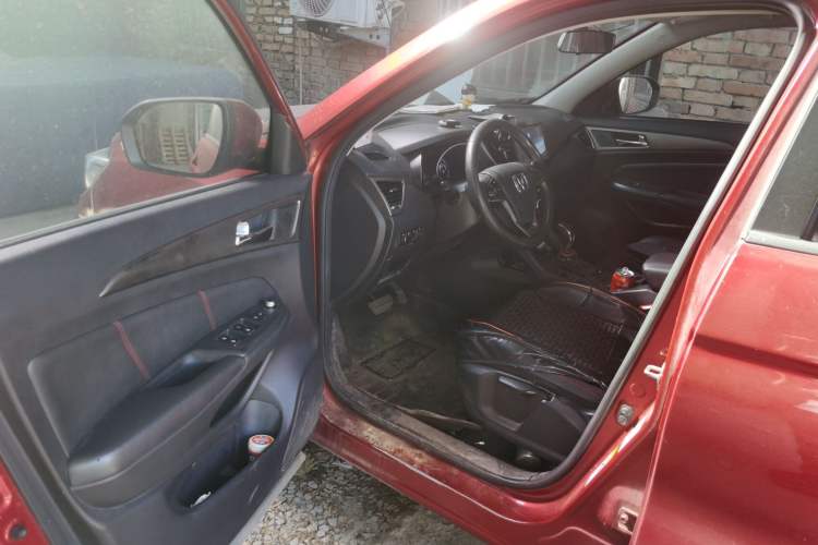 Used CHANGAN CS75 2014 1.8T Automatic Elite Version China V Standard Driver Seat