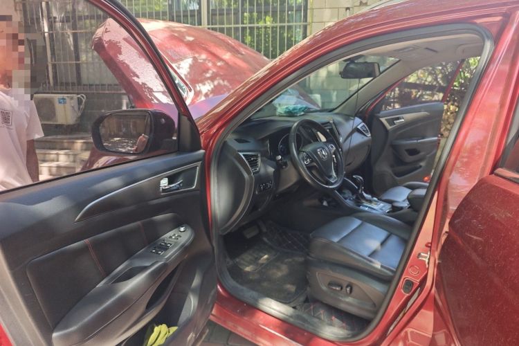 Used CHANGAN CS75 2014 1.8T Automatic Prestige Model China IV Standard Driver Seat