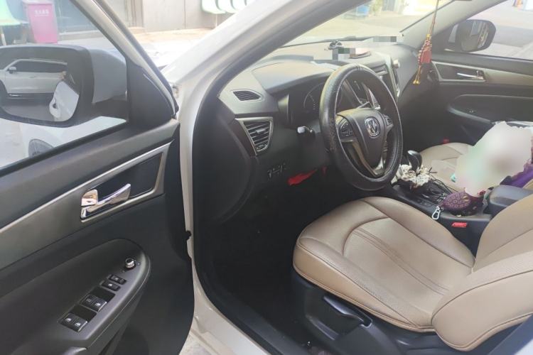 Used CHANGAN CS75 2014 1.8T Automatic Elite Version China V Standard Driver Seat