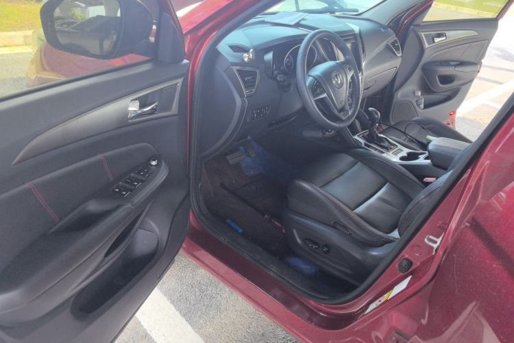 Used CHANGAN CS75 2014 1.8T Automatic Prestige Model China V Standard Driver Seat
