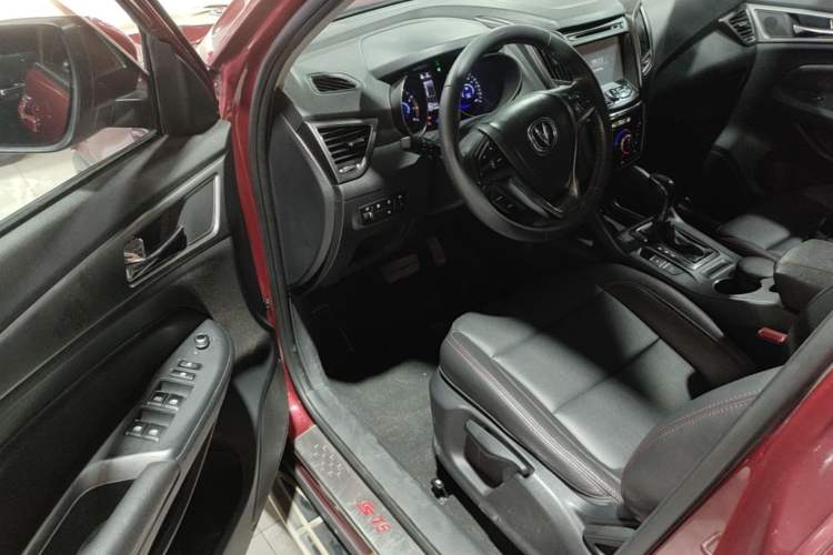 Used CHANGAN CS75 2014 1.8T Automatic Elite Model China IV Standard Driver Seat