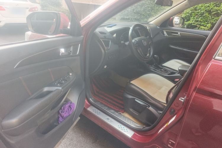 Used CHANGAN CS75 2014 1.8T Automatic Elite Model China IV Standard Driver Seat