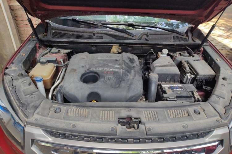 Used CHANGAN CS75 2014 1.8T Automatic Elite Version China V Standard Engine Bay