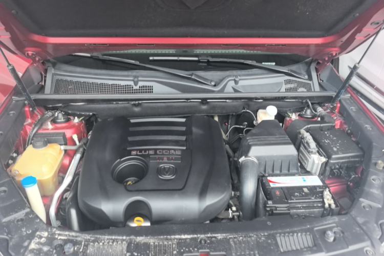 Used CHANGAN CS75 2014 1.8T Automatic Elite Model China IV Standard Engine Bay