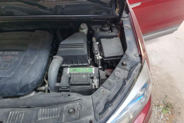 Used CHANGAN CS75 2014 1.8T Automatic Elite Version China V Standard Engine Bay Left