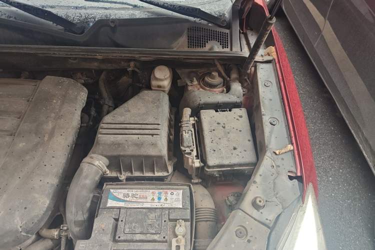 Used CHANGAN CS75 2014 1.8T Automatic Elite Model China IV Standard Engine Bay Left