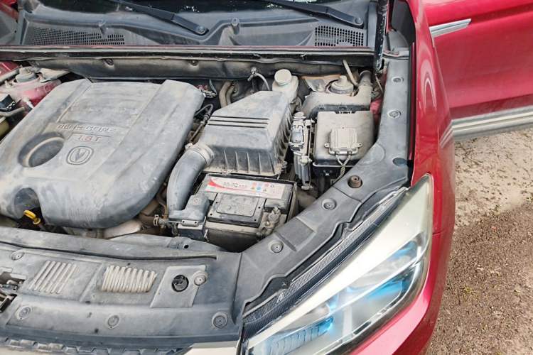 Used CHANGAN CS75 2014 1.8T Automatic Elite Model China IV Standard Engine Bay Left